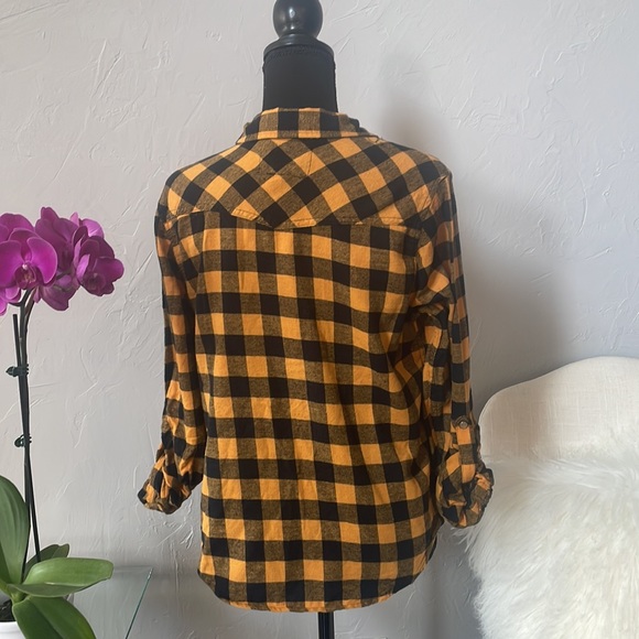 Forever 21 Gold & Black Plaid Shirt - Picture 5 of 7